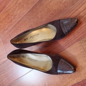 Suede and leather-toe detail St John pumps